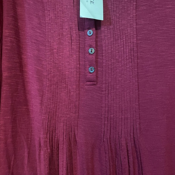Plus Size 1x Plum Tart Long Sleeve Top! Comfort Fashion NWT - Picture 2 of 4